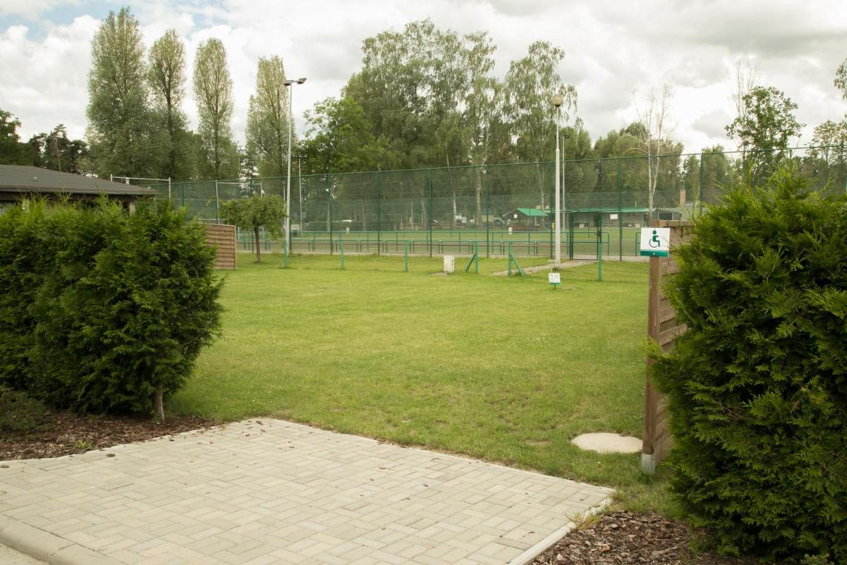 Camping Oaza Błonie Kórnik Domki Standard - 3 pokoje Exterior foto