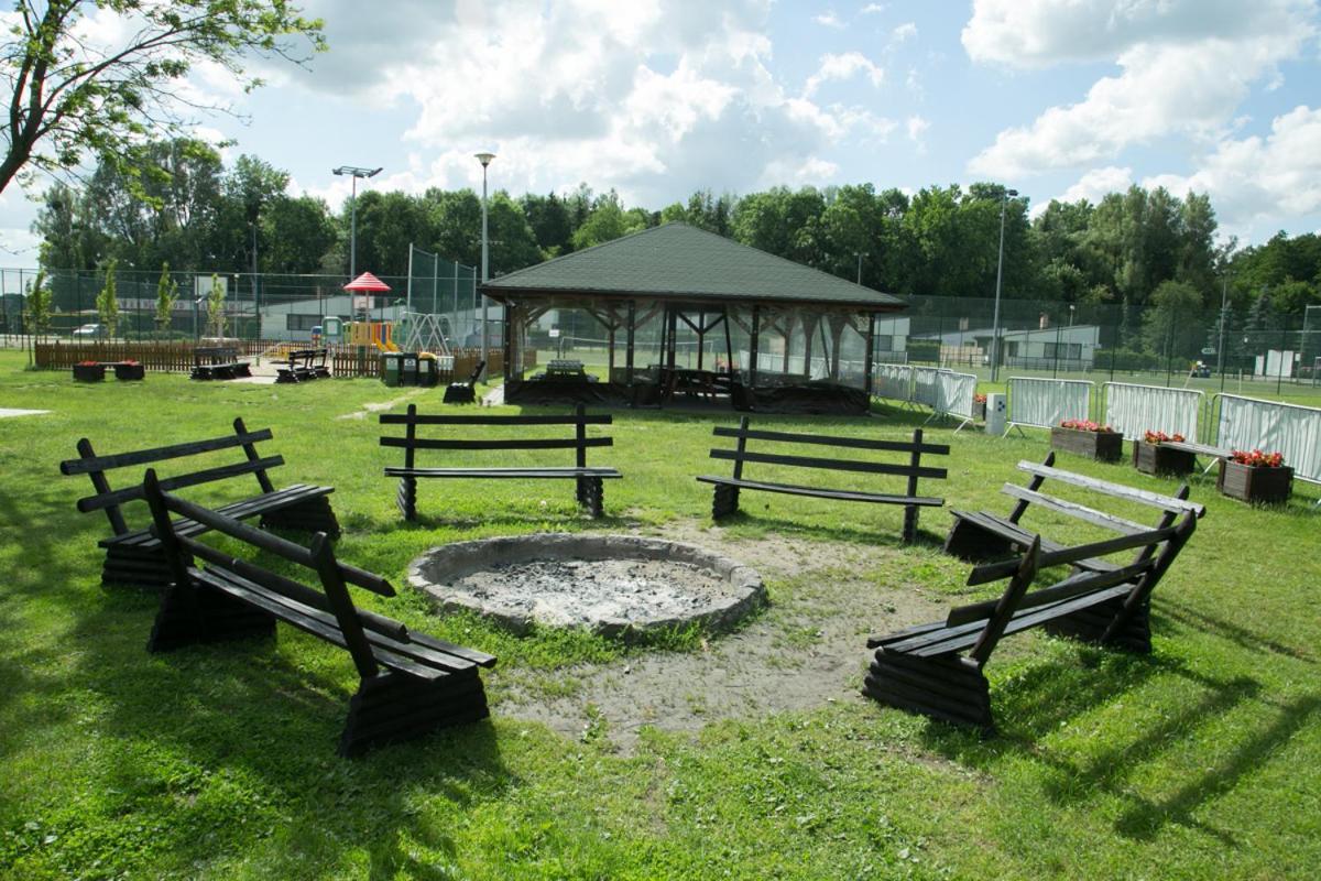 Camping Oaza Błonie Kórnik Domki Standard - 3 pokoje Exterior foto