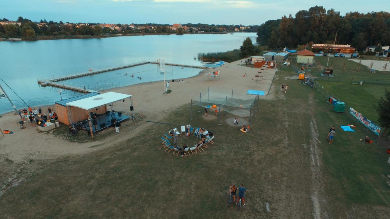 Camping Oaza Błonie Kórnik Domki Standard - 3 pokoje Exterior foto